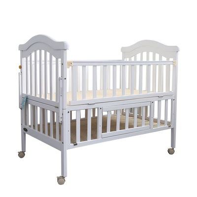 Protable Baby Crib with Caster in Wood from China manufacturer ...