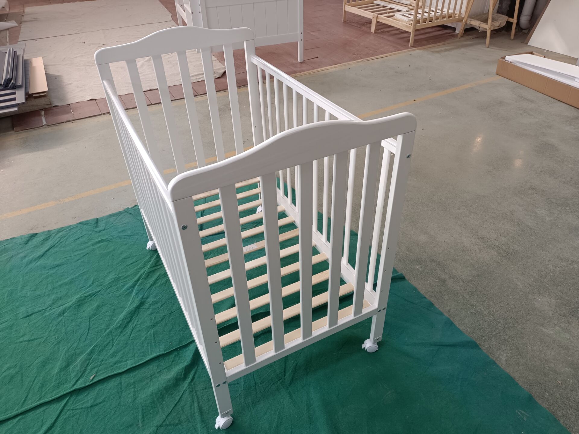 Solid Pine Wooden Baby Cot Design Wooden Baby Crib Factory Manufacturer from China Company,1108-N